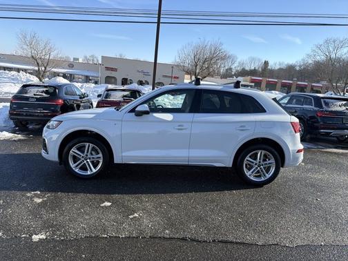 2024 Audi Q5 S line Premium Plus