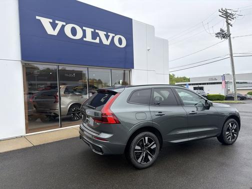 Forest Lake 2026 Volvo XC60 Core