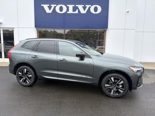 Forest Lake 2026 Volvo XC60 Core