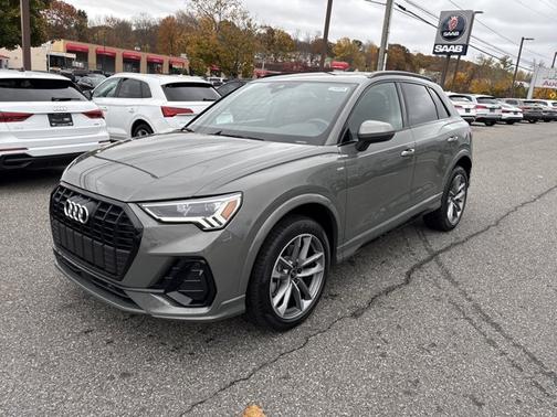 2025 Audi Q3 S line Premium