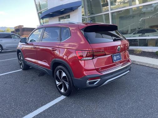 2024 Volkswagen Taos SE
