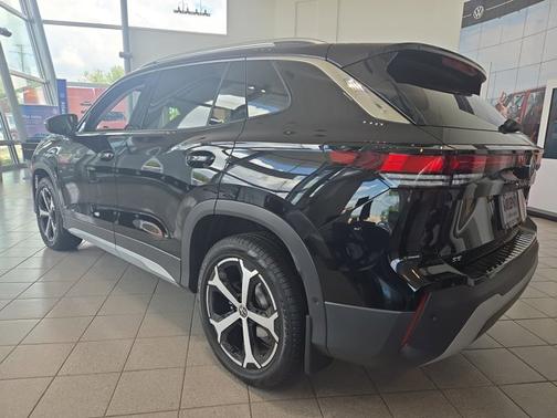 2025 Volkswagen Tiguan SE