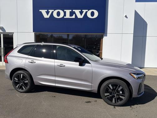 AURORA SILVER 2026 Volvo XC60 Core