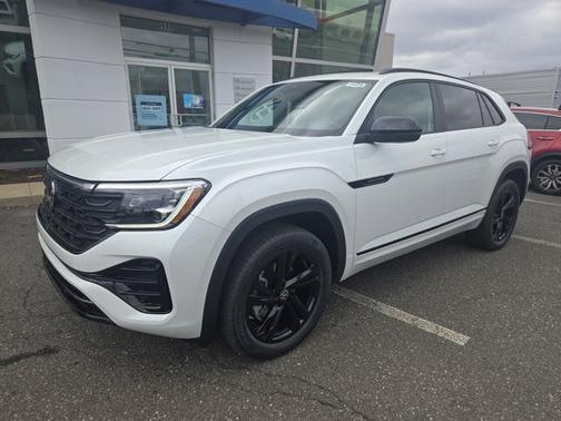 2025 Volkswagen Atlas Cross Sport 2.0T SEL R-Line Black
