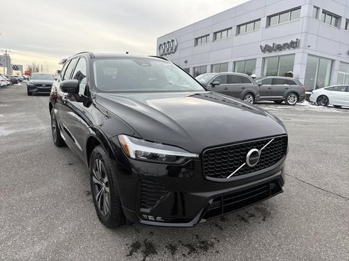 2025 Volvo XC60 Core