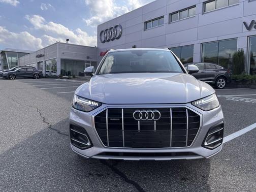 2023 Audi Q5 Prestige