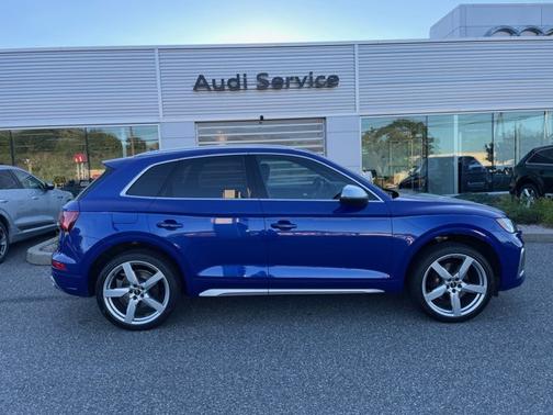 2022 Audi SQ5 Premium Plus