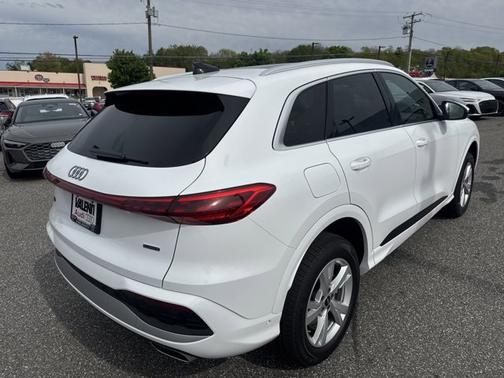 Arkona White 2026 Audi Q5 Premium