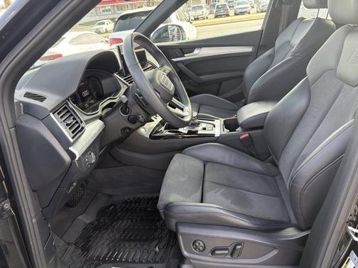 Black 2023 Audi Q5 S line Premium Plus
