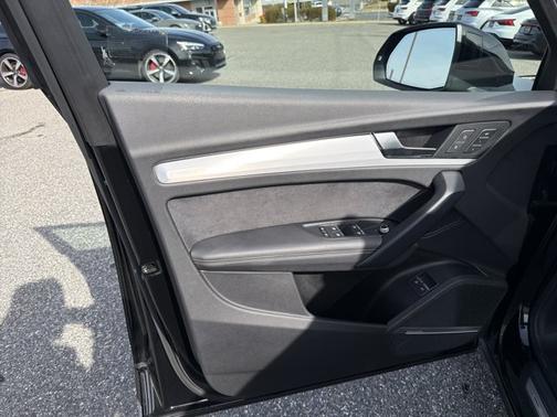 Black 2023 Audi Q5 S line Premium Plus