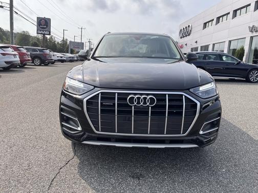 2023 Audi Q5 Premium Plus