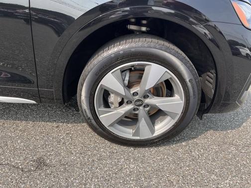 2023 Audi Q5 Premium Plus