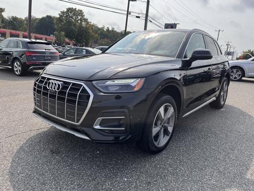2023 Audi Q5 Premium Plus