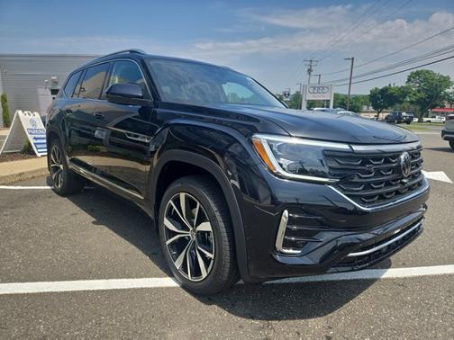 2025 Volkswagen Atlas 2.0T SEL Premium R-Line