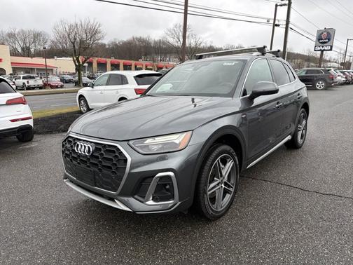 2024 Audi Q5 S line Premium Plus