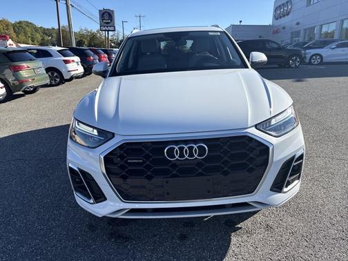 2022 Audi Q5 S line Premium Plus