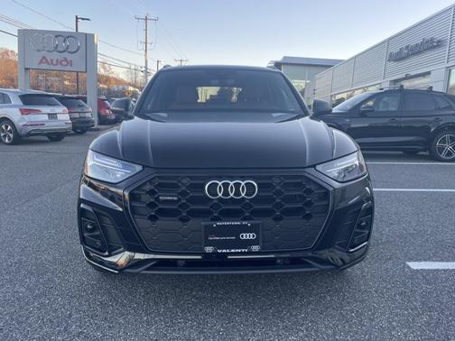 2025 Audi Q5 S line Premium