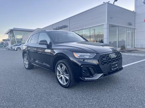 2025 Audi Q5 S line Premium