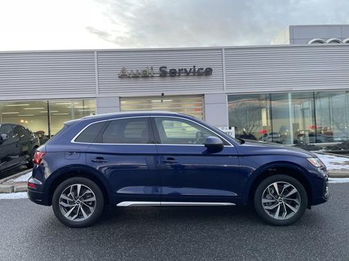 2021 Audi Q5 Premium Plus