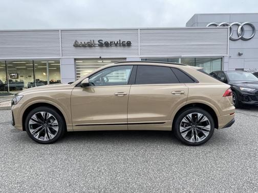 2025 Audi Q8 Premium