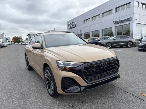 2025 Audi Q8 Premium