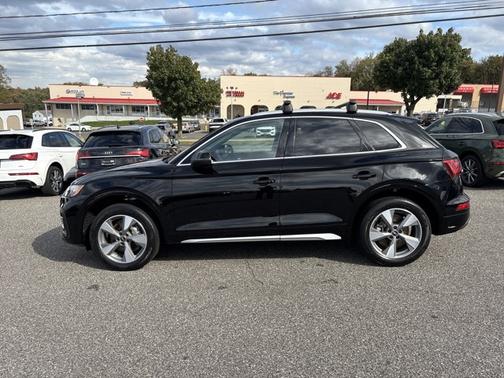 2023 Audi Q5 Premium Plus