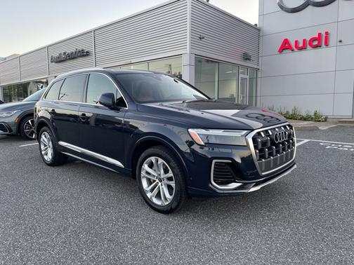 2025 Audi Q7 Premium Plus