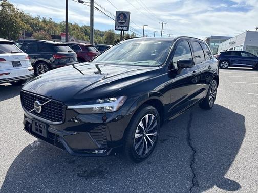 2025 Volvo XC60 Plus