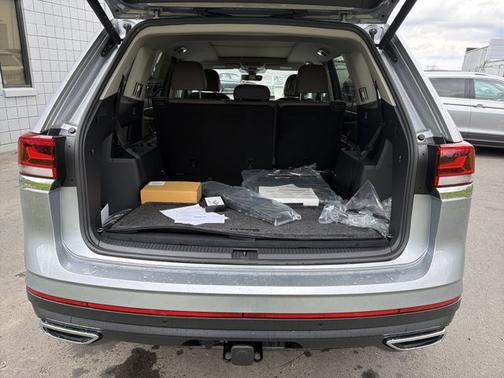 Silver Mist Metallic 2026 Volkswagen Atlas 2.0T SEL