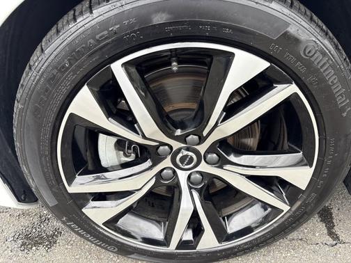 2025 Volvo S60 Core