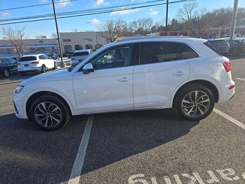 2021 Audi Q5 Premium