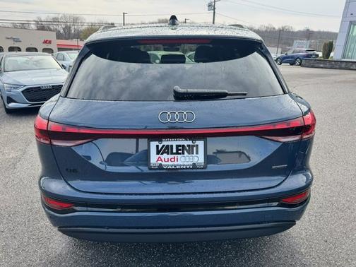 2025 Audi Q6 e-tron Premium