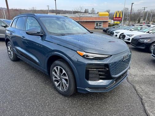 2025 Audi Q6 e-tron Premium