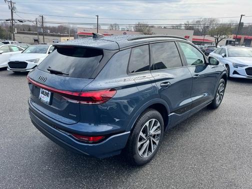 2025 Audi Q6 e-tron Premium