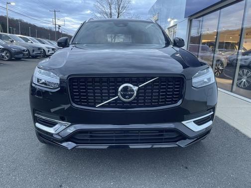 2023 Volvo XC90 Recharge Plug-In Hybrid Ultimate Bright Theme