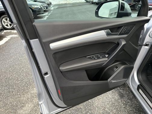 2023 Audi Q5 Sportback S line Premium Plus