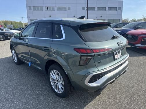 Sage Green Metallic 2026 Audi Q3 S line