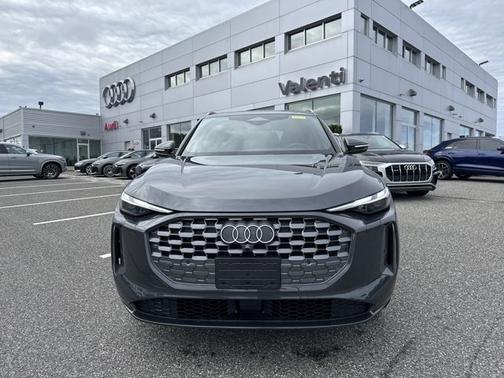 2025 Audi Q5 Premium