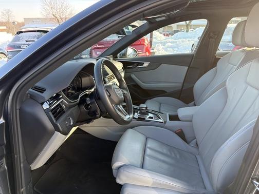 2023 Audi A4 S line Premium Plus