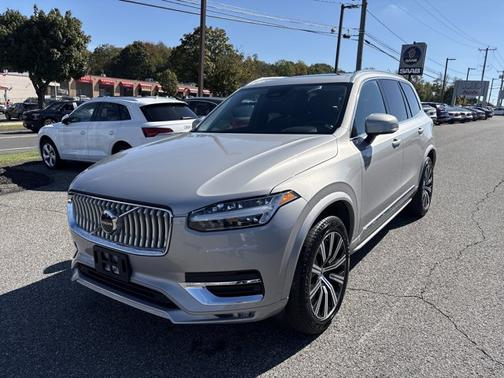 2025 Volvo XC90 Core