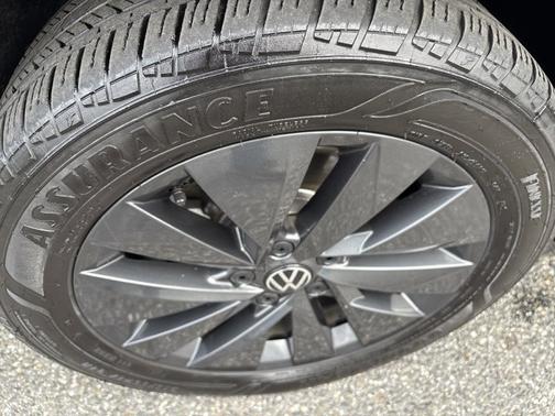2023 Volkswagen Taos S