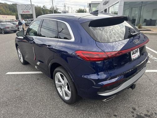 2025 Audi Q5 Premium Plus
