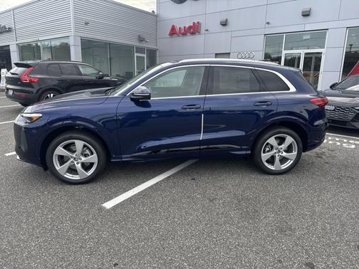 2025 Audi Q5 Premium Plus