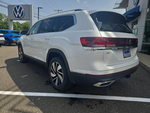 2025 Volkswagen Atlas 2.0T SEL