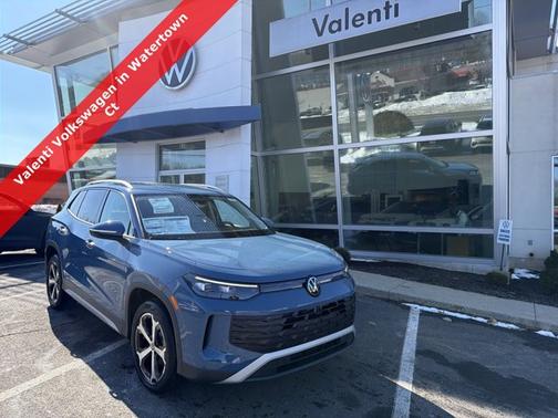 Monterey Blue Pearl 2026 Volkswagen Tiguan SE