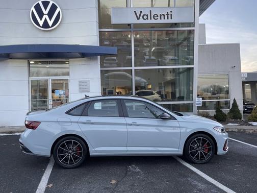 2025 Volkswagen Jetta GLI Autobahn