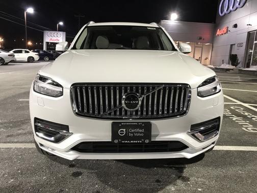 Photo 2 of 32 of 2020 Volvo XC90 T6 Inscription