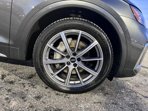 2021 Audi Q5 Premium Plus