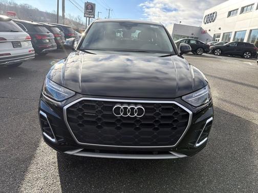 2025 Audi Q5 S line Premium