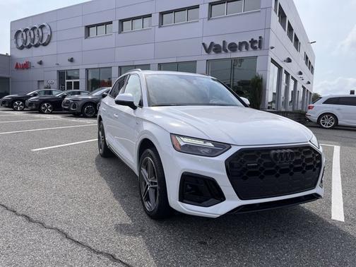 2025 Audi Q5 S line Premium Plus